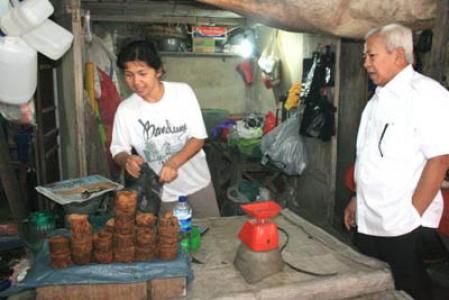 Pedagang Kampung Lalang Dukung Effendi-Jumiran